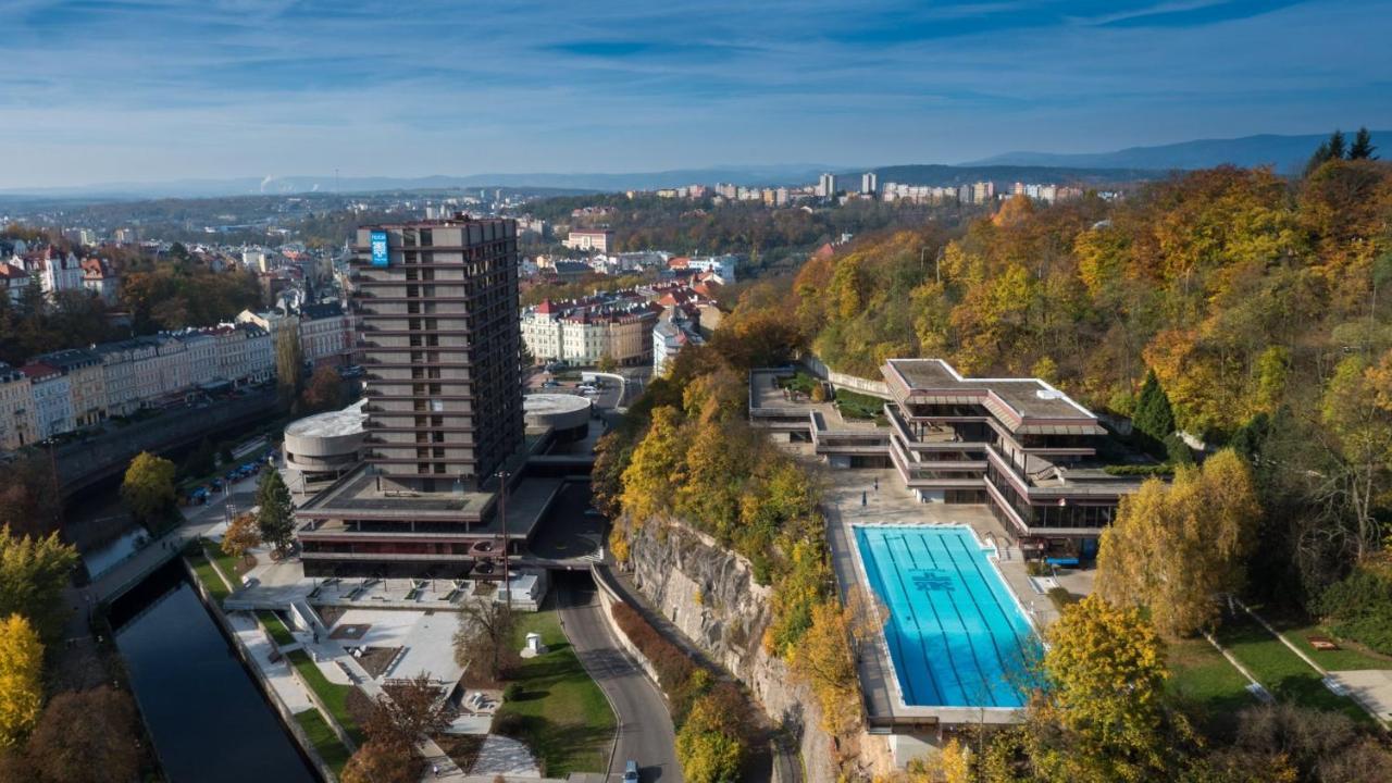 Appartement Apartman Diana à Karlovy Vary Extérieur photo